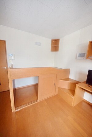 レオパレスフロラシオンI 32867の物件内観写真